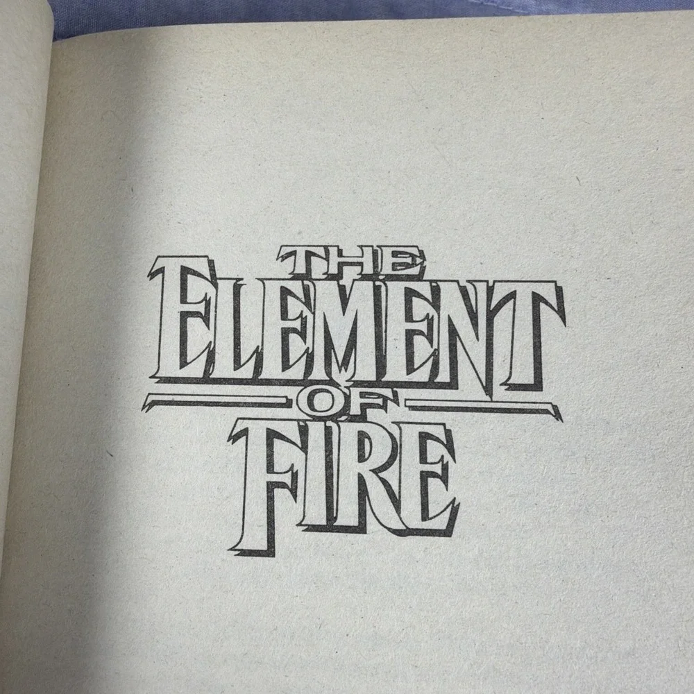 The Element of Fire Martha Wells 1994 TOR Paperback 1st Printing Fantasy